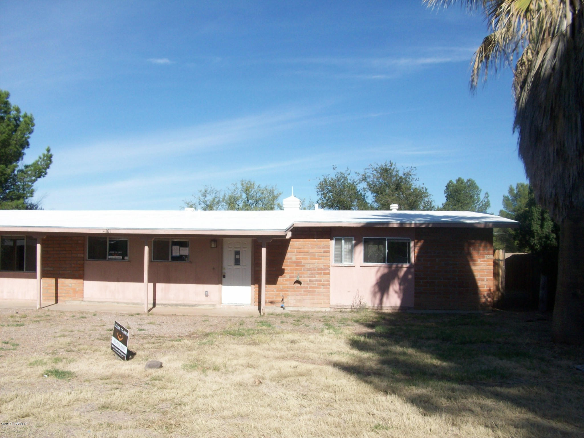 1161 Hodges Circle Rio Rico, AZ 85648 - Photo 3 of 23 a view of a outdoor space