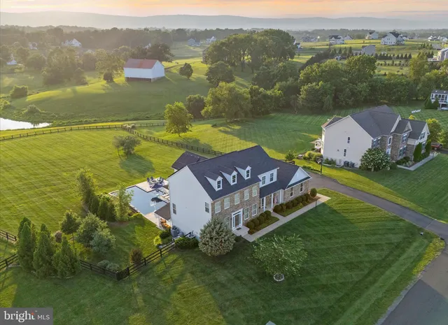 $1,399,990 | 15061 Lynnford Court, Waterford, VA 20197