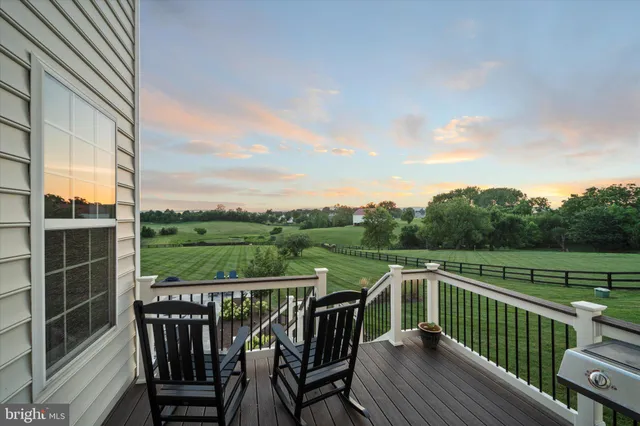 $1,399,990 | 15061 Lynnford Court, Waterford, VA 20197