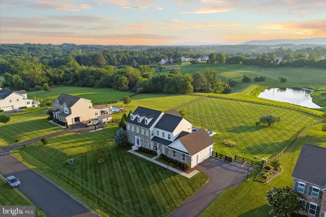 $1,399,990 | 15061 Lynnford Court, Waterford, VA 20197