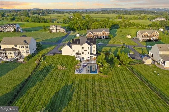 $1,399,990 | 15061 Lynnford Court, Waterford, VA 20197