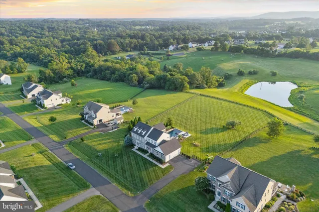 $1,399,990 | 15061 Lynnford Court, Waterford, VA 20197