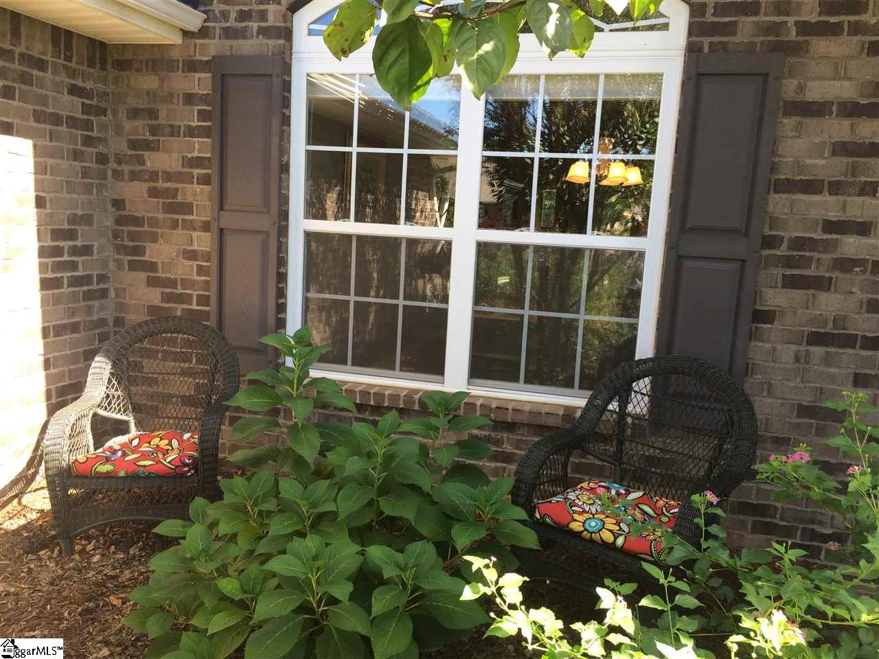 400 Raritan Court Simpsonville, SC 29681 - Photo 3 of 31 Gallery Image 3