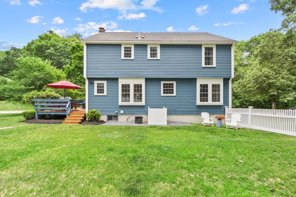 1 Castle Road Medway, MA 02053 - Photo 33 of 37