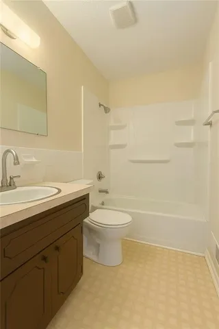 $175,000 | 5607 Crest Drive, Kansas City, KS 66106