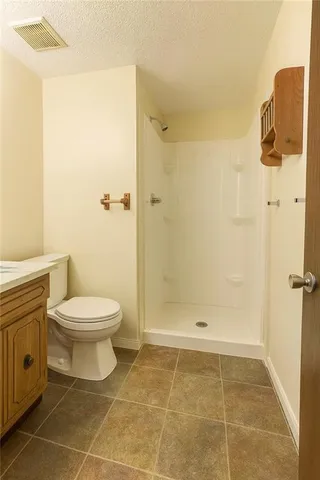 $175,000 | 5607 Crest Drive, Kansas City, KS 66106