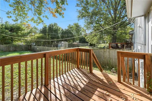 $175,000 | 5607 Crest Drive, Kansas City, KS 66106