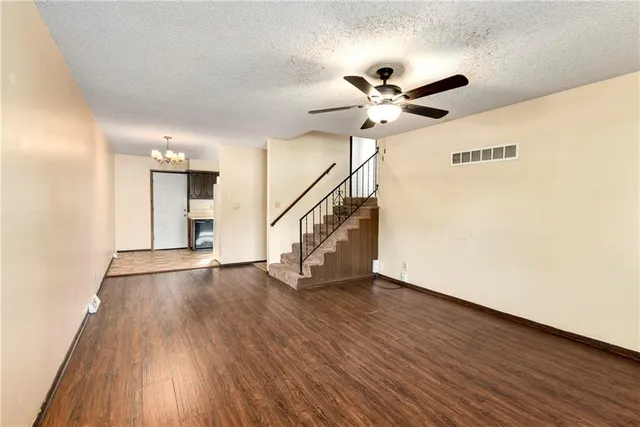 $175,000 | 5607 Crest Drive, Kansas City, KS 66106