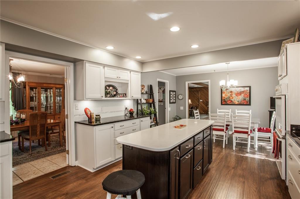 8149 Claridge Road Indianapolis, IN 46260 - Photo 13 of 34 Gallery Image 13