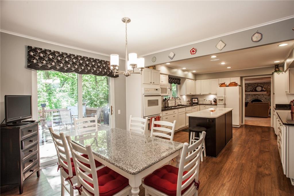 8149 Claridge Road Indianapolis, IN 46260 - Photo 15 of 34 Gallery Image 15