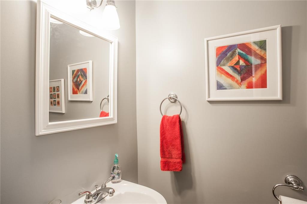 8149 Claridge Road Indianapolis, IN 46260 - Photo 19 of 34 Gallery Image 19