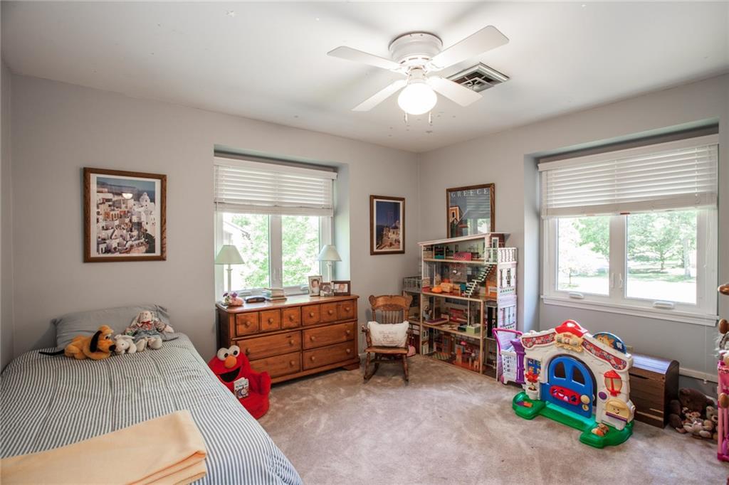 8149 Claridge Road Indianapolis, IN 46260 - Photo 24 of 34 Gallery Image 24