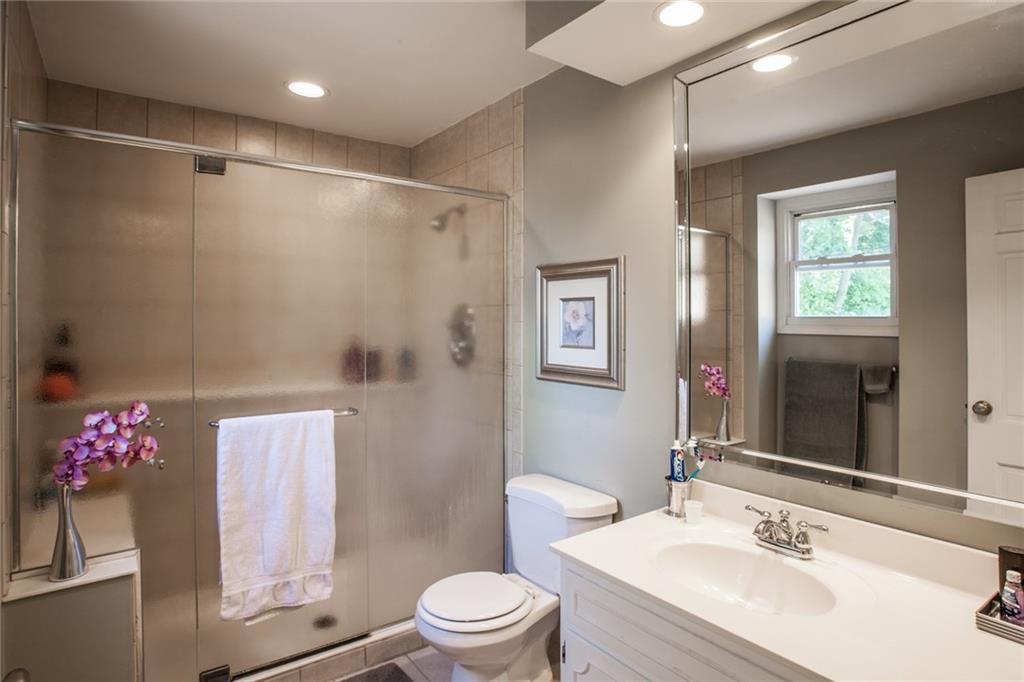 8149 Claridge Road Indianapolis, IN 46260 - Photo 29 of 34 Gallery Image 29