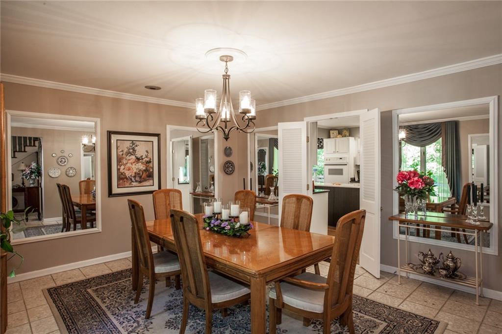 8149 Claridge Road Indianapolis, IN 46260 - Photo 10 of 34 Gallery Image 10