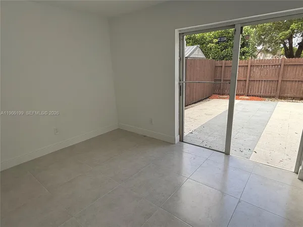 $2,900 | 6712 Southwest 114th Avenue, Miami, FL 33173