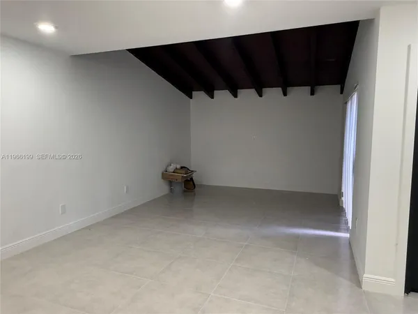 $2,900 | 6712 Southwest 114th Avenue, Miami, FL 33173