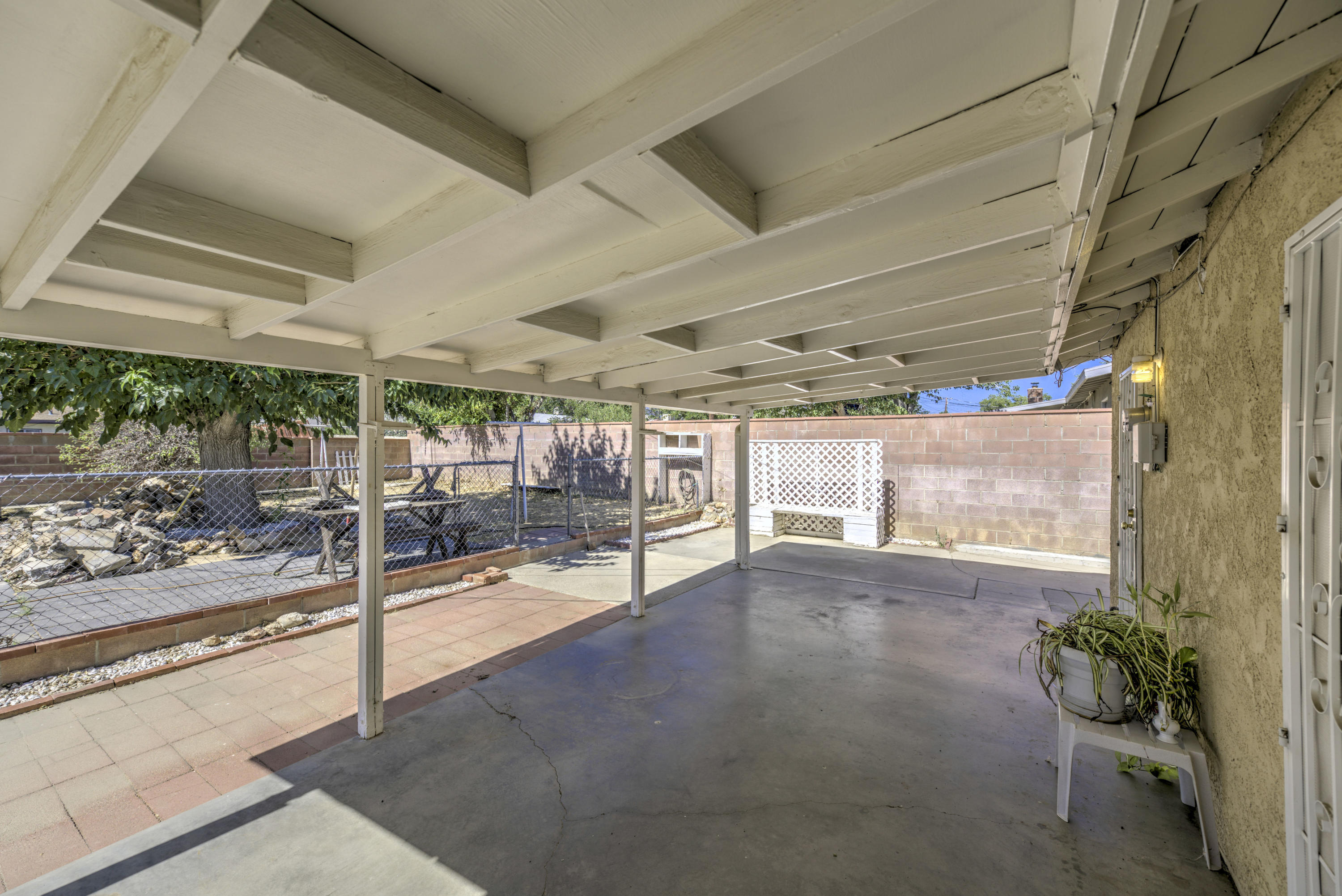 1350 East Ave R-2 Palmdale, CA 93550 - Photo 12 of 16 zuw_8548