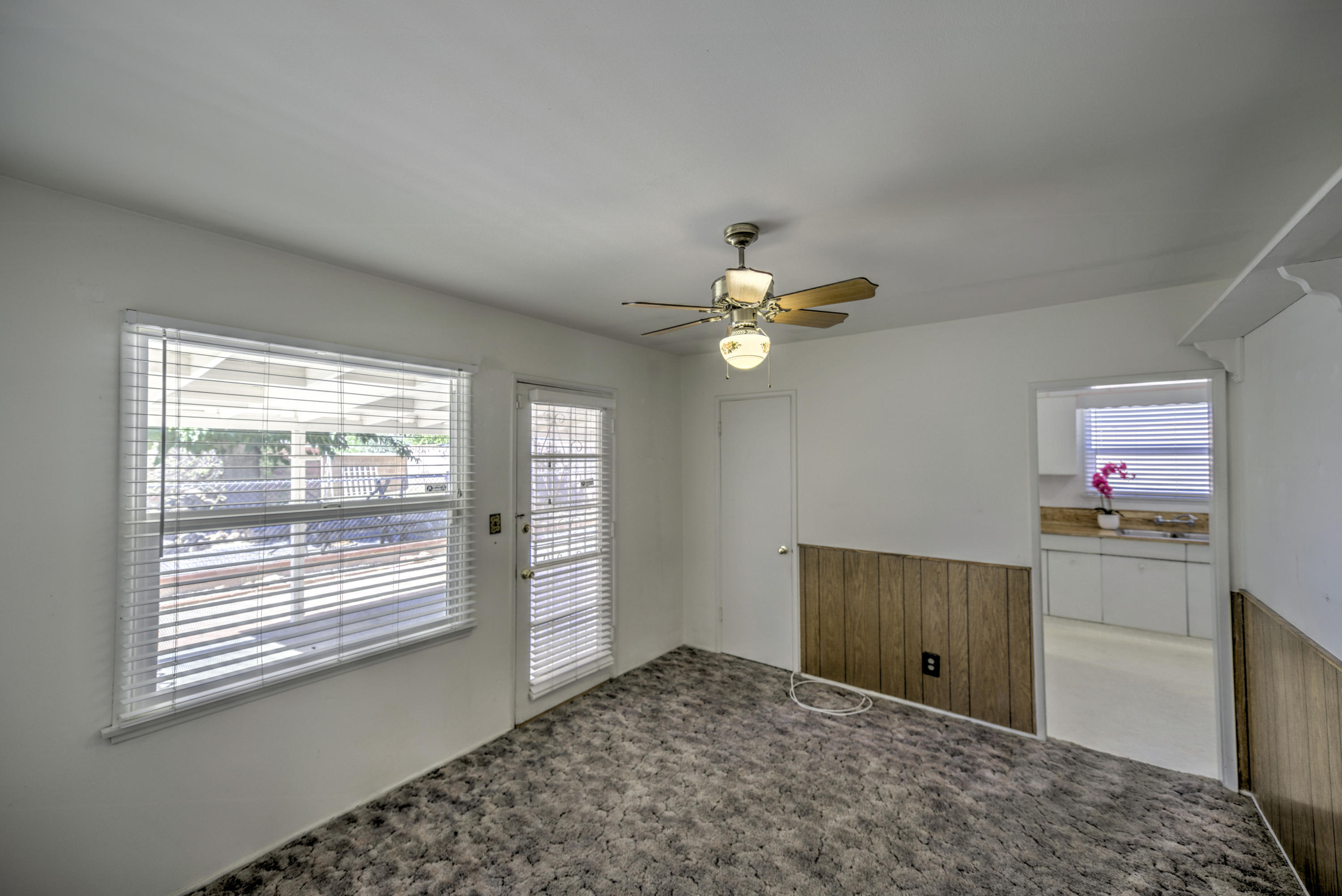 1350 East Ave R-2 Palmdale, CA 93550 - Photo 7 of 16 zuw_8513
