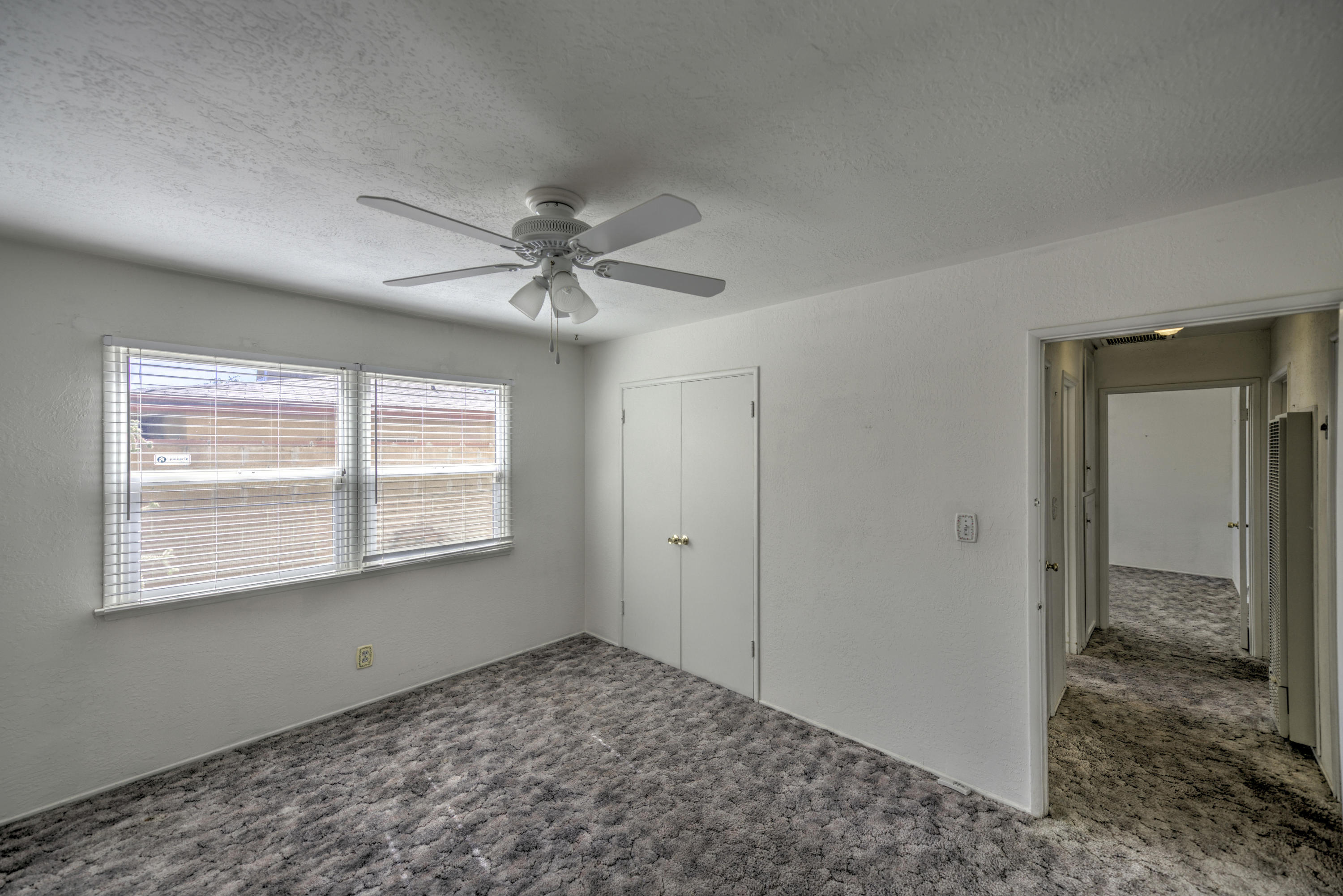 1350 East Ave R-2 Palmdale, CA 93550 - Photo 10 of 16 zuw_8538