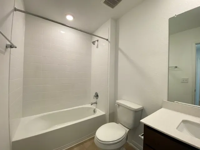 $1,795 | 209 Saide Street, Georgetown, TX 78626