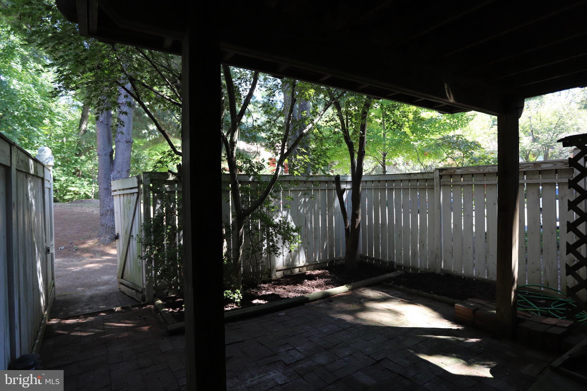 1915 Belmont Ridge Court Reston, VA 20191 - Photo 22 of 23 Back yard