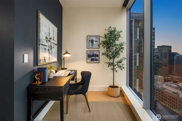 $1,795,000 | 1521 2nd Avenue, Unit 3102, Seattle, WA 98101