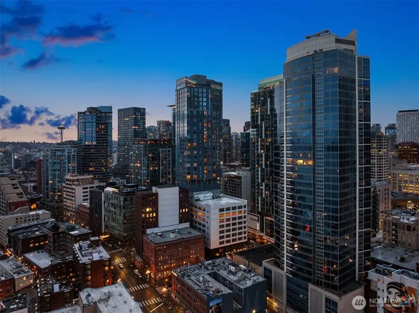 $1,795,000 | 1521 2nd Avenue, Unit 3102, Seattle, WA 98101