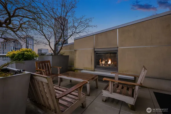 $1,795,000 | 1521 2nd Avenue, Unit 3102, Seattle, WA 98101