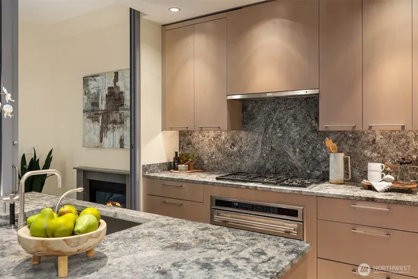 $1,795,000 | 1521 2nd Avenue, Unit 3102, Seattle, WA 98101