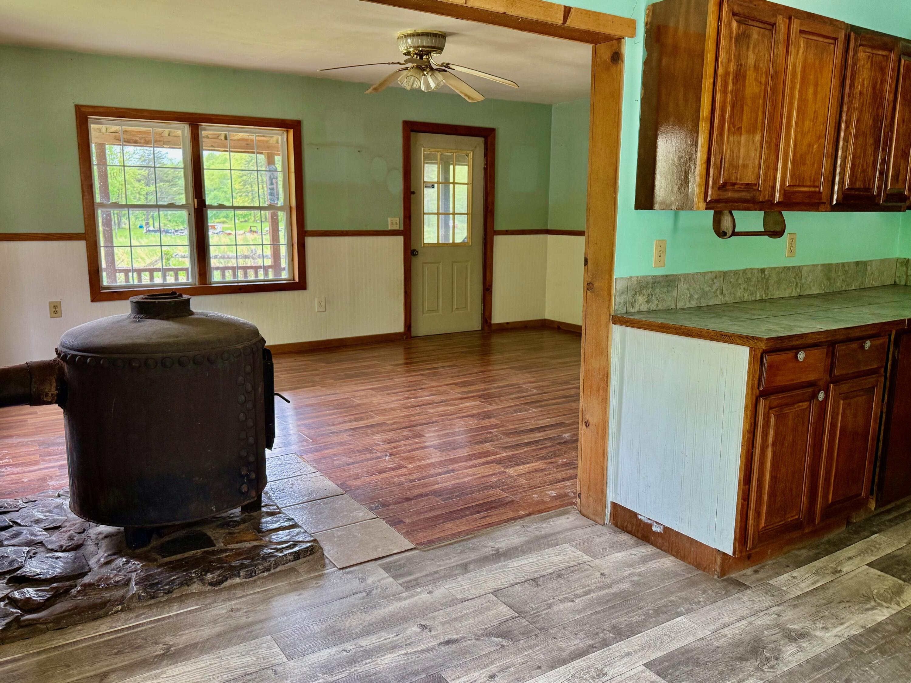 387 Old Fincastle Road Zoe, KY 41397 - Photo 30 of 76 IMG_3536