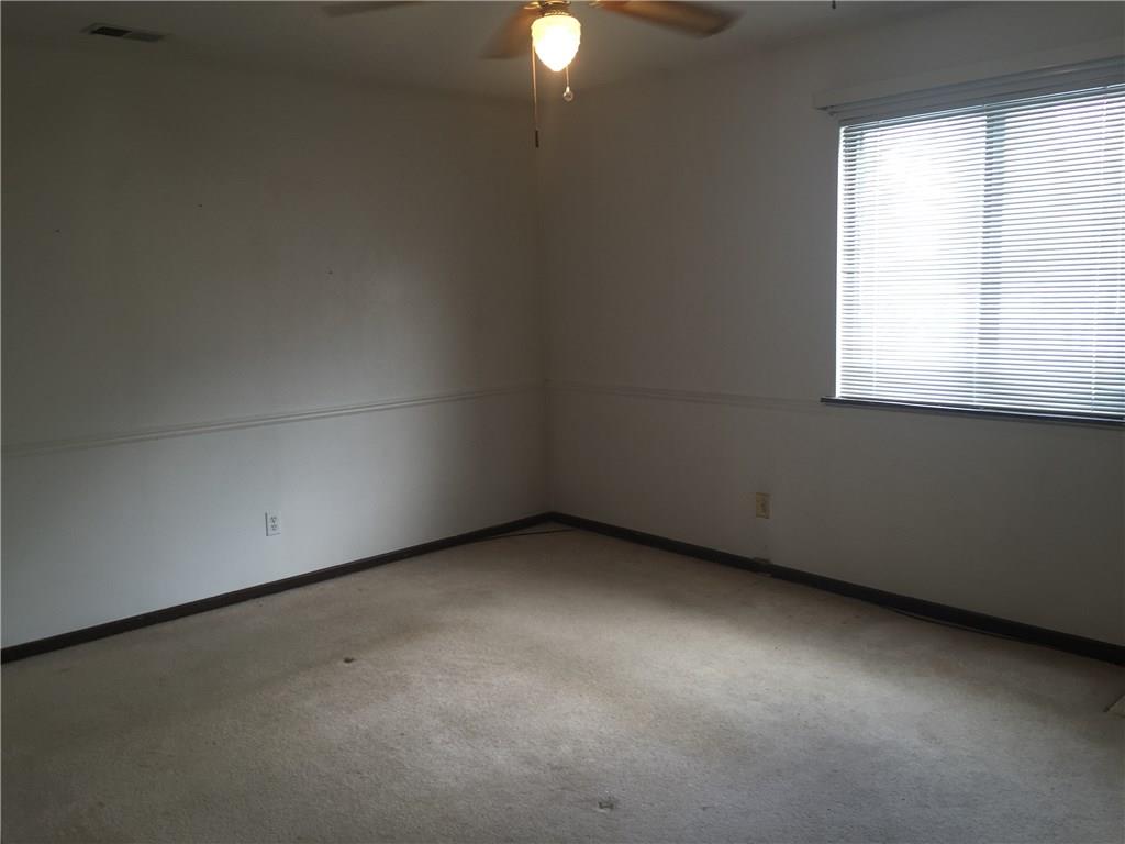 475 Yorktown Road Greenwood, IN 46142 - Photo 12 of 24 Gallery Image 12