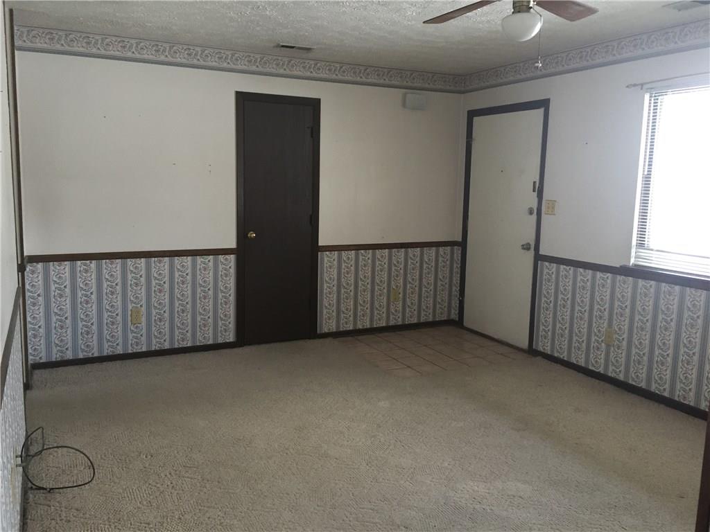 475 Yorktown Road Greenwood, IN 46142 - Photo 5 of 24 Gallery Image 5