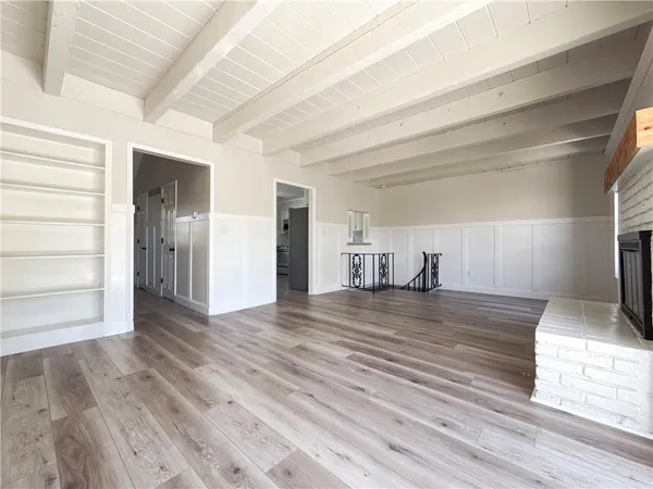 $225,000 | 160 Northeast Bayview Drive, Lee's Summit, MO 64064