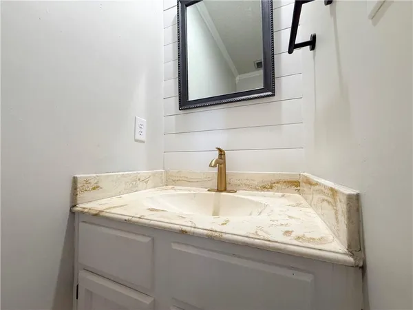 $225,000 | 160 Northeast Bayview Drive, Lee's Summit, MO 64064