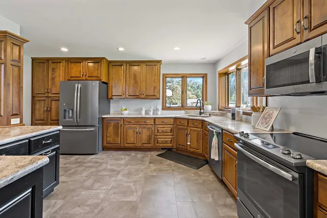 $489,000 | 5105 Balsam Lane North, Plymouth, MN 55442