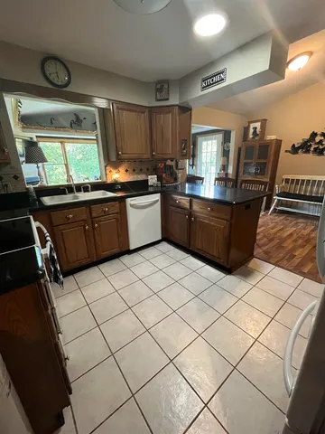 $850,000 | 8801 North Serns Road, Milton, WI 53563