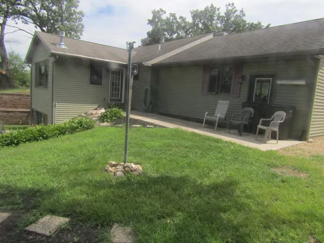 $850,000 | 8801 North Serns Road, Milton, WI 53563