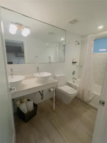 $1,750 | 6755 Harding Avenue, Unit 821, Miami Beach, FL 33141