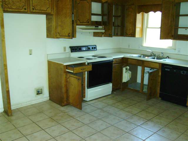 116 Forrest Drive Fountain Inn, SC 29644 - Photo 4 of 15 Gallery Image 4