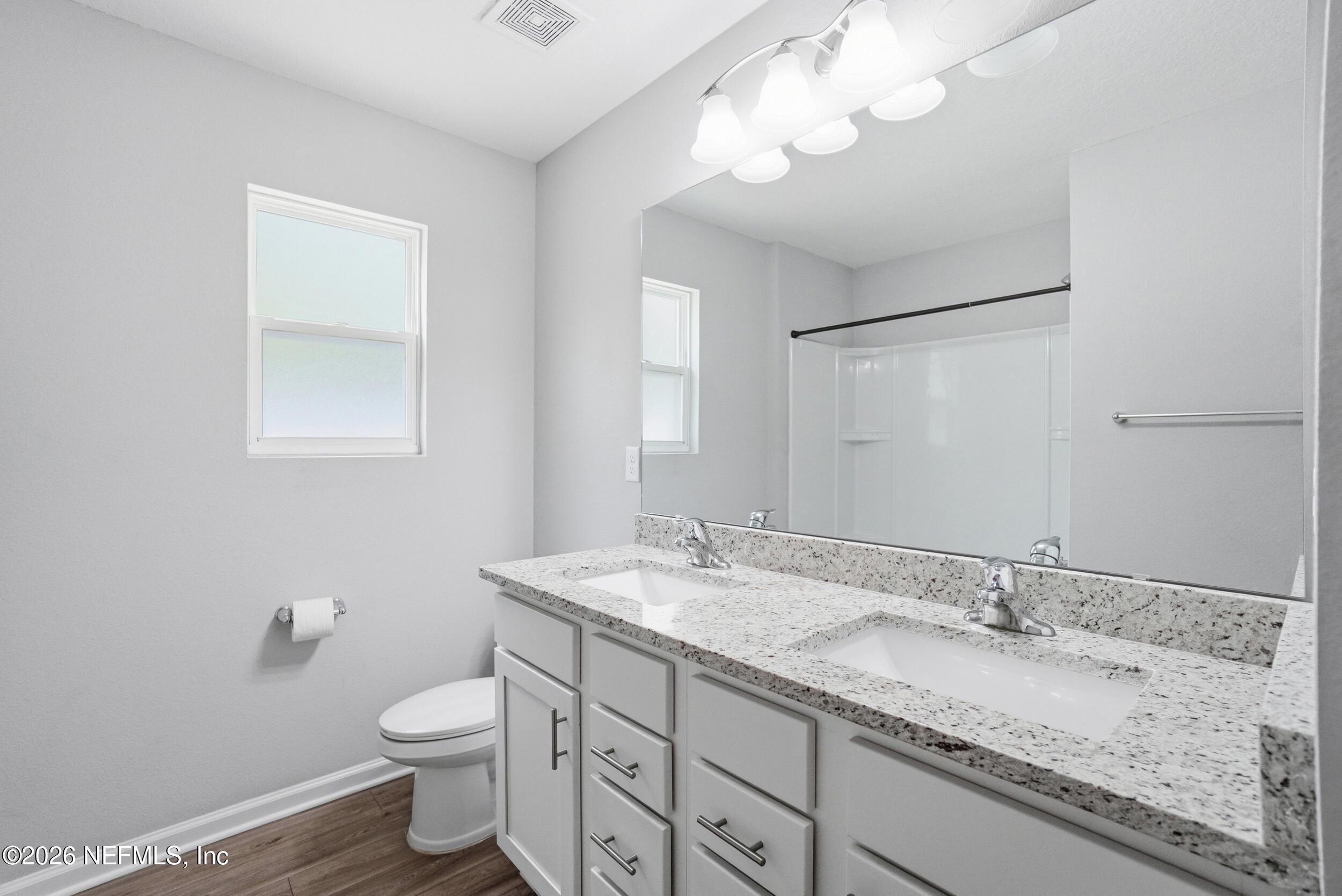 9035 Marlee Road Jacksonville, FL 32222 - Photo 22 of 34 Guest bath
