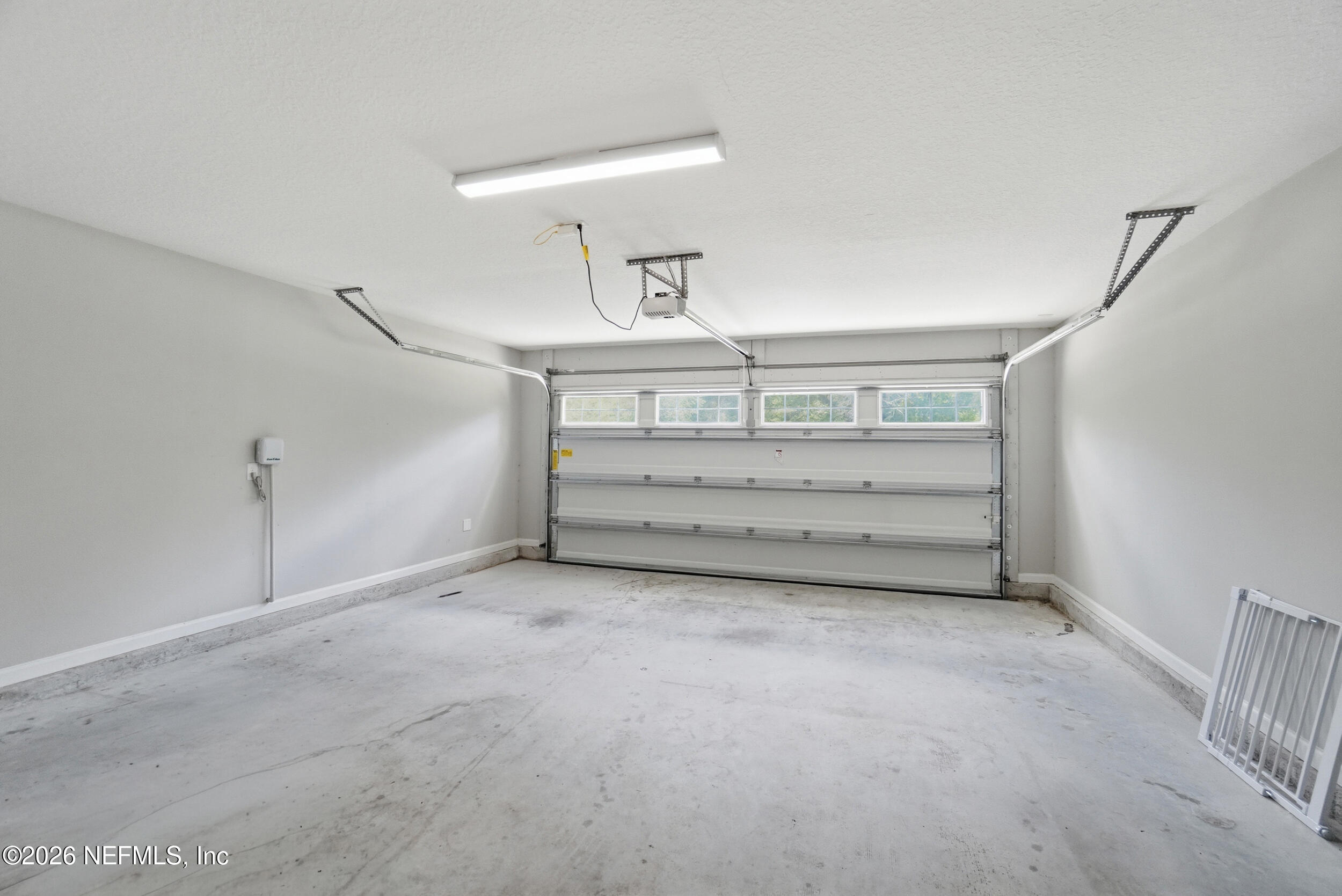 9035 Marlee Road Jacksonville, FL 32222 - Photo 27 of 34 Garage