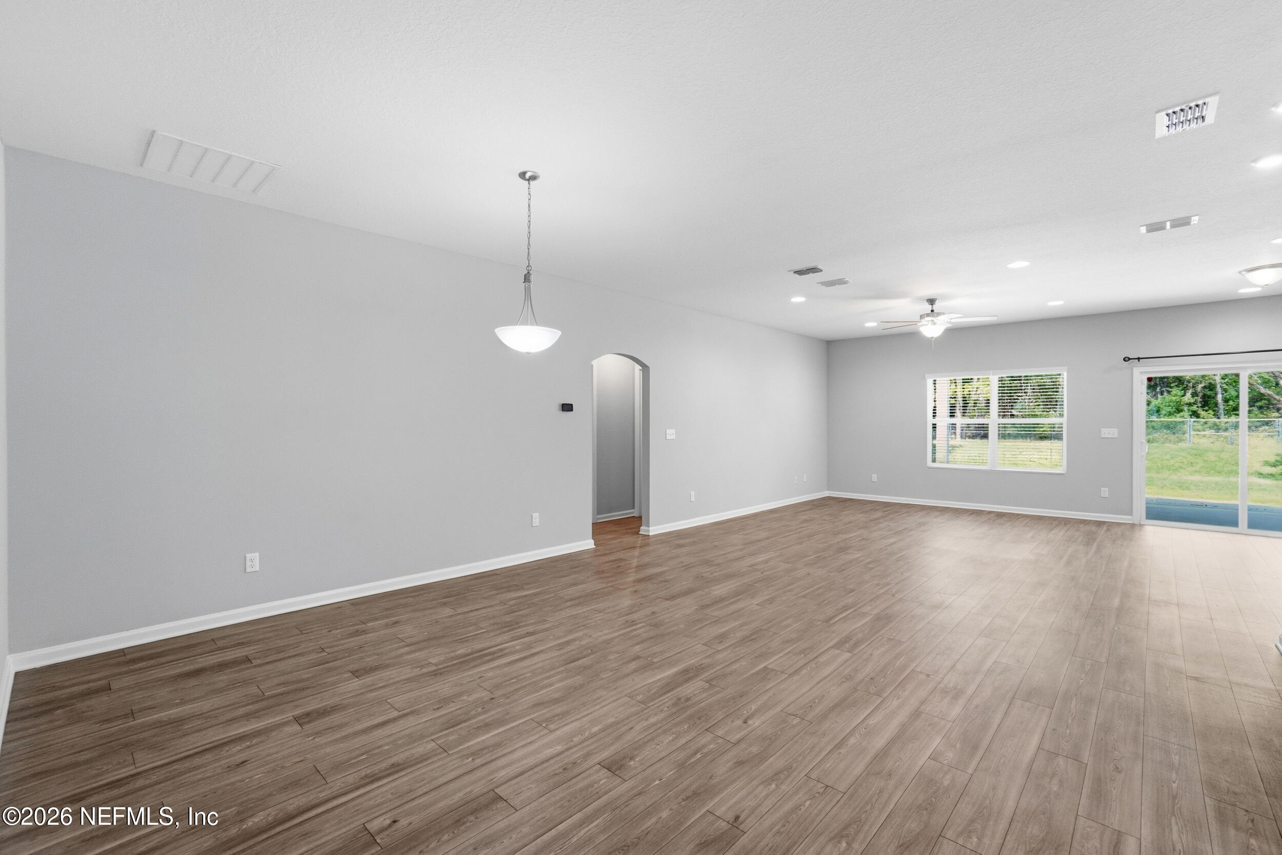 9035 Marlee Road Jacksonville, FL 32222 - Photo 6 of 34 Open Living area