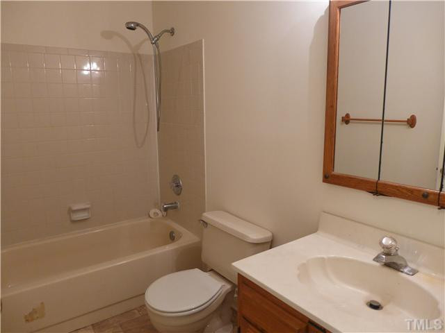 534 Bluestone Road Durham, NC 27713 - Photo 17 of 25 Bathroom