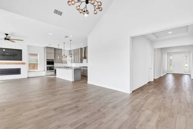 $4,300 | 278 Eclipse Drive, Austin, TX 78737