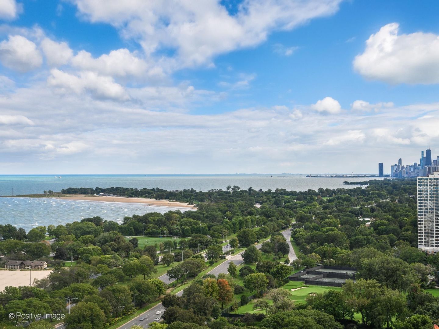 5455 North Sheridan Road, Unit 3106 Chicago, IL 60640 - Photo 12 of 32 Gallery Image 12