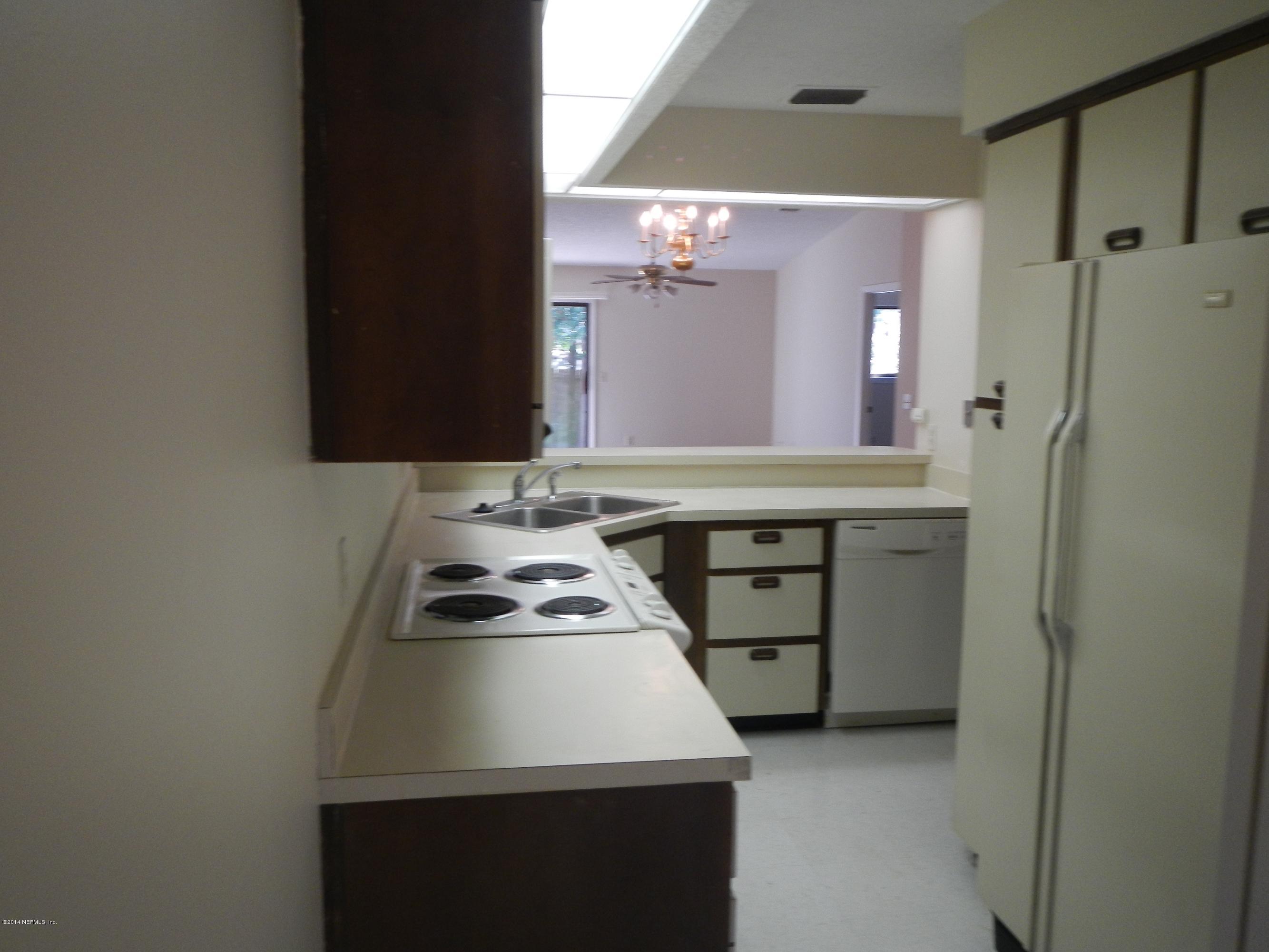 1165 Lee Road Jacksonville, FL 32225 - Photo 46 of 59 Kitchen