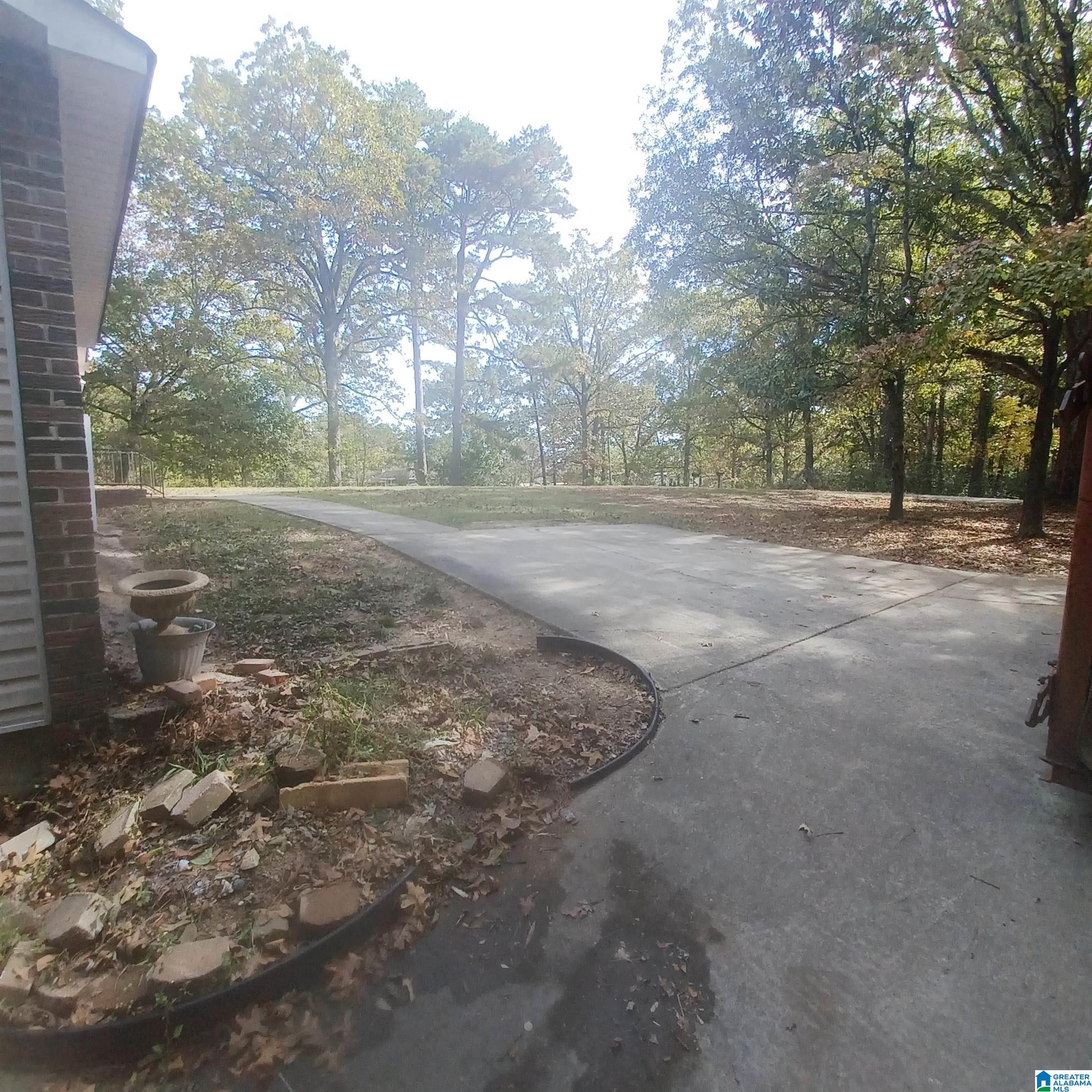 2204 Castle Drive Morris, AL 35116 - Photo 11 of 16