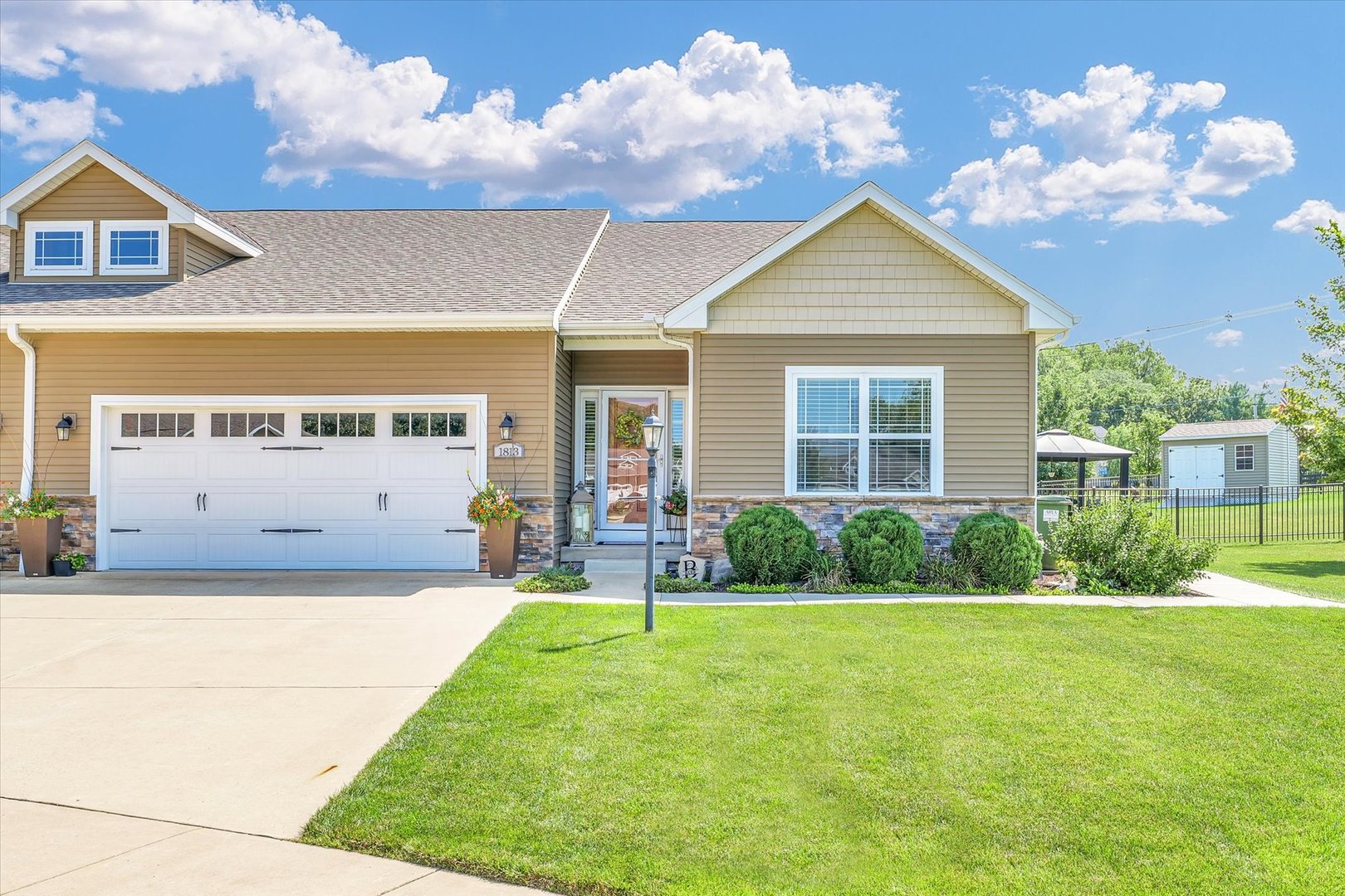 1813 Lake Ridge Court Mahomet, IL 61853 - Photo 1 of 56 Gallery Image 1