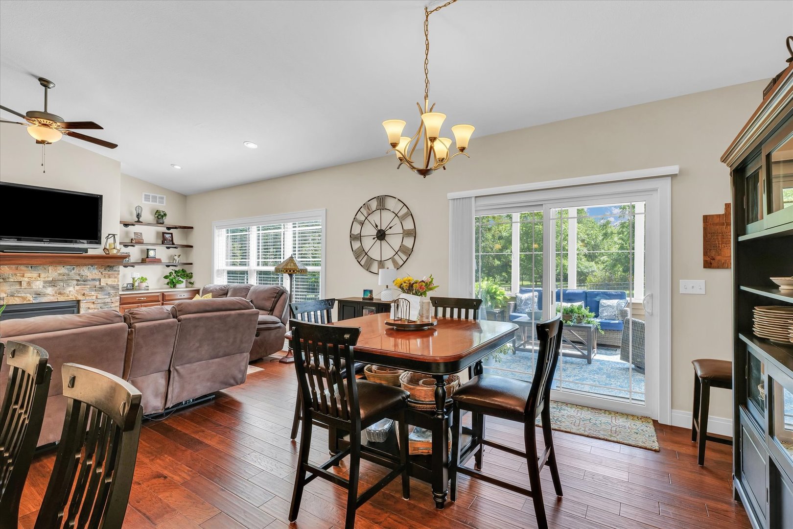 1813 Lake Ridge Court Mahomet, IL 61853 - Photo 18 of 56 Gallery Image 18