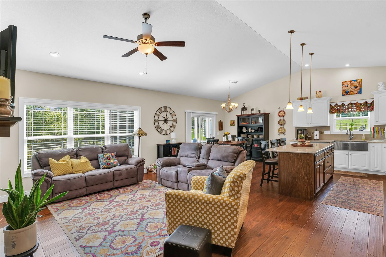 1813 Lake Ridge Court Mahomet, IL 61853 - Photo 9 of 56 Gallery Image 9